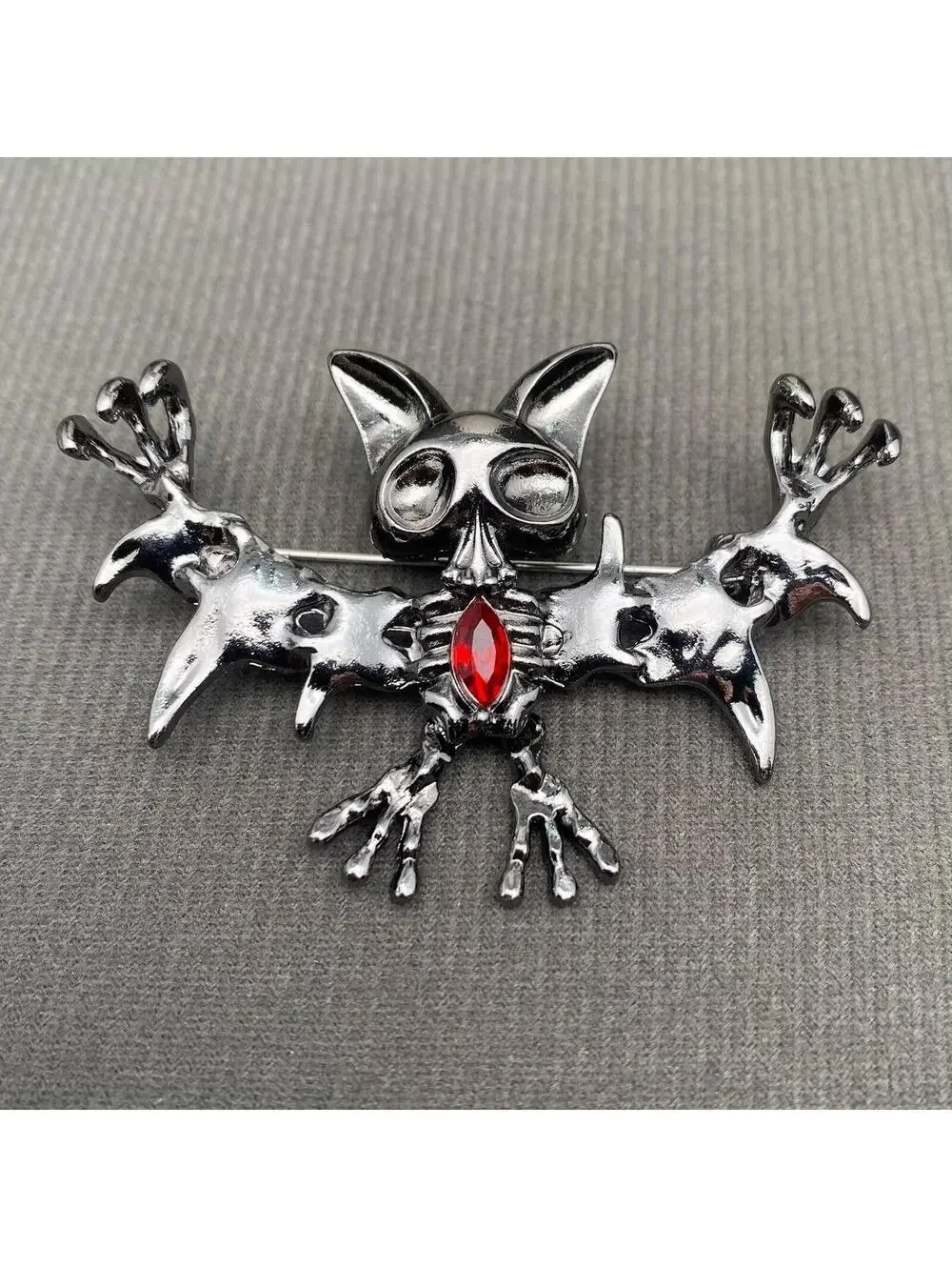 N/A fashion brooch